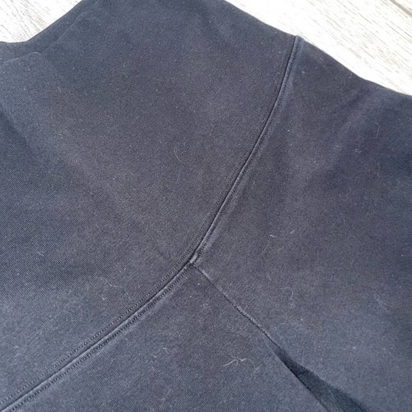 Black Maternity Leggings - Picture 6 of 7